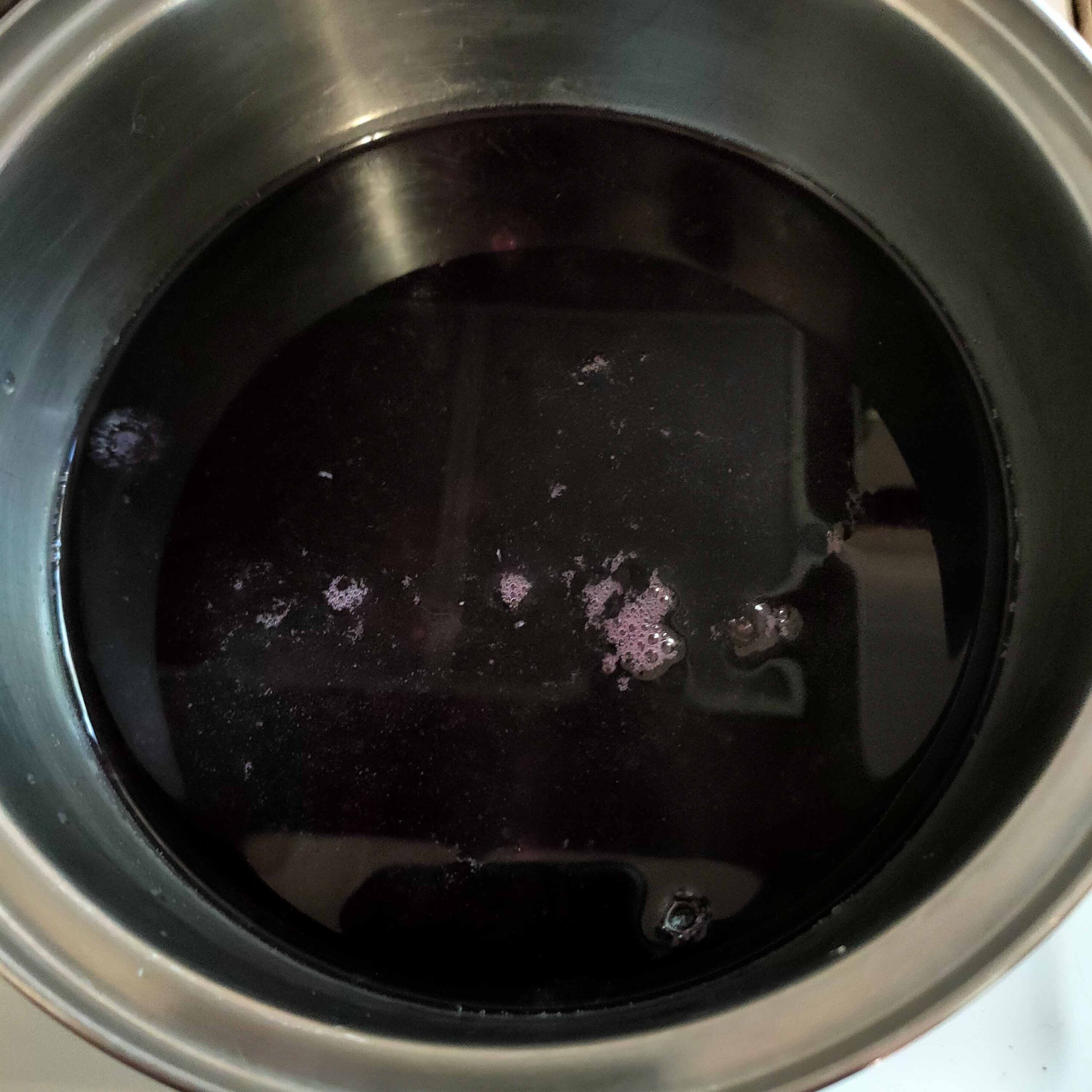 dyeing with frozen blueberries
